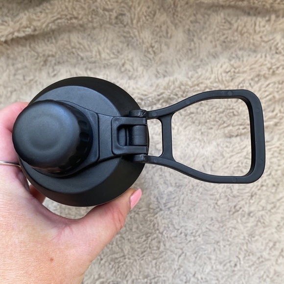 20 ounce | Double Wall | Bottle | Black/Silver - Picture 5 of 12